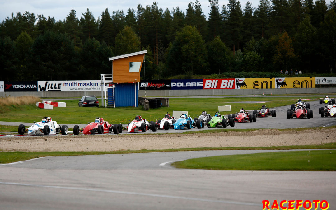 Racing NM avgjordes på Vålerbanen
